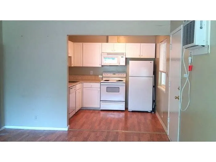 Building Photo - 316 I St #1