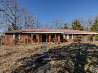 217 Colvin Cir, Hamilton, AL 35570