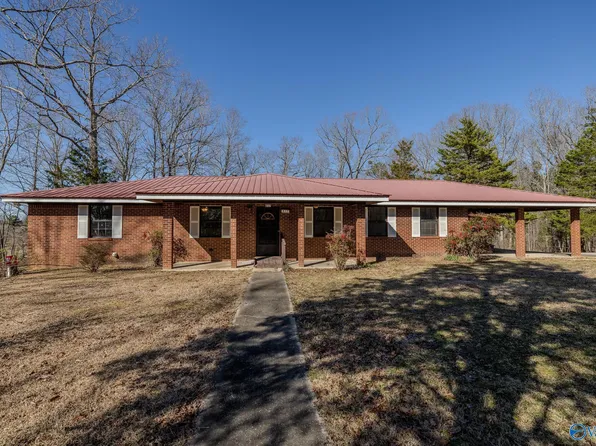 217 Colvin Cir, Hamilton, AL 35570