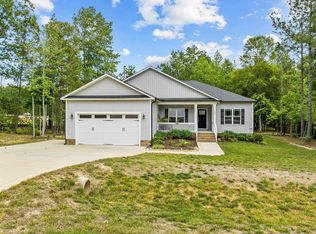 152 Shagbark Ln, Zebulon, NC 27597