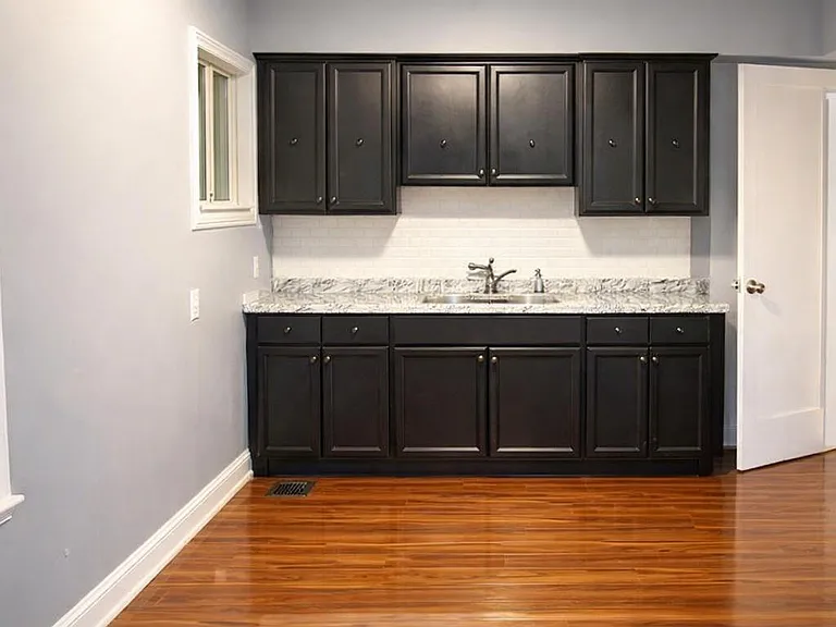 16801 Langly Ave — Photo 5
