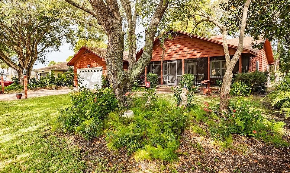 1st image of 1344 Lucaya Ave