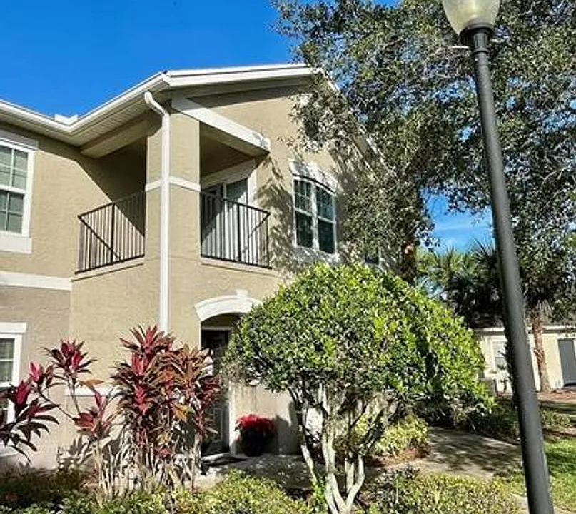 6542 Swissco Dr #827