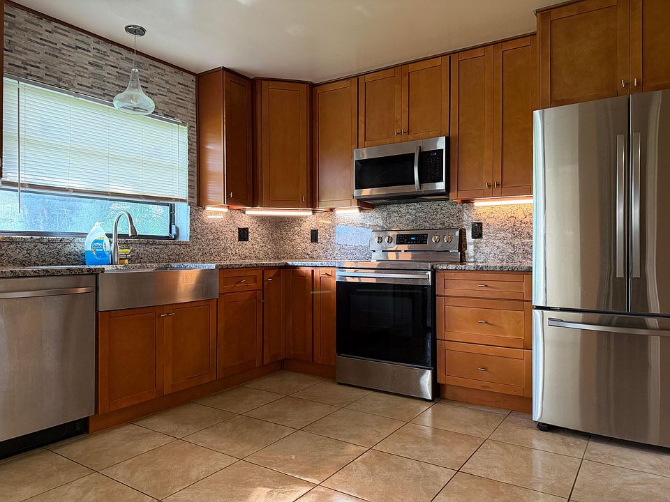 1st image of 4916 Eaglewood Road #A