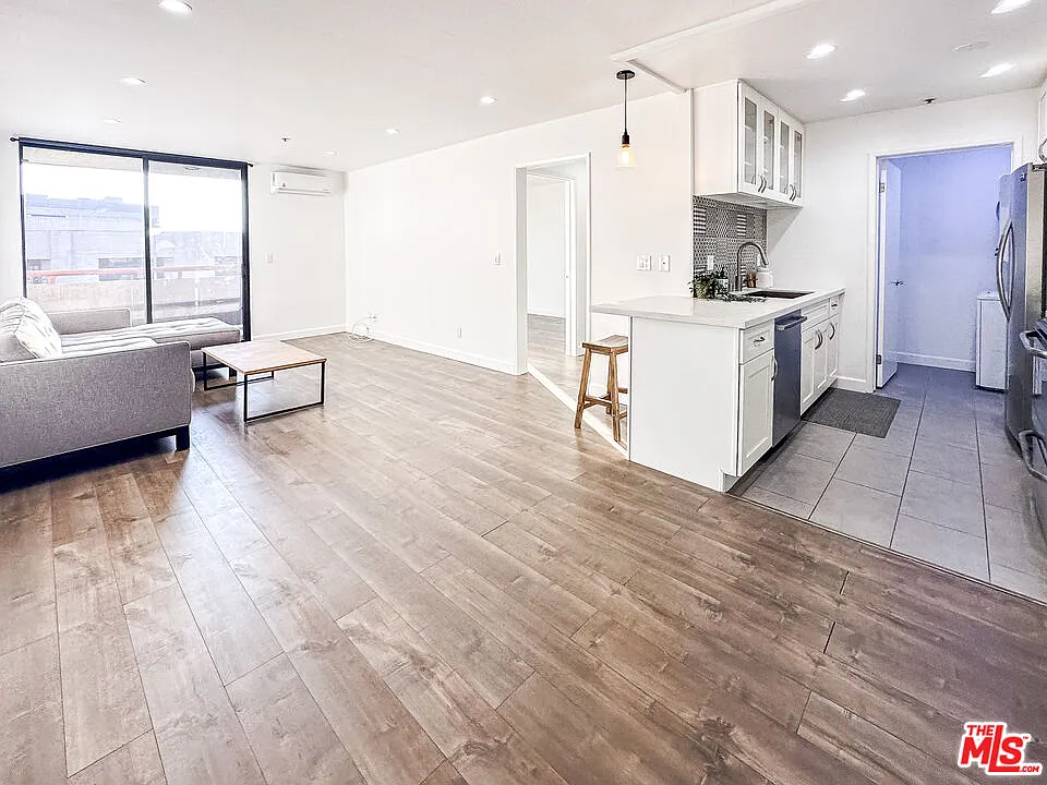 222 S Central Ave #232