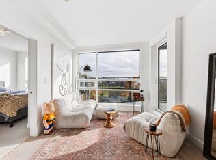 7638 Cambie St #408, Vancouver, BC V6P 3H7