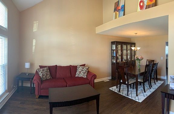 4th image of 75 Summerhill Dr