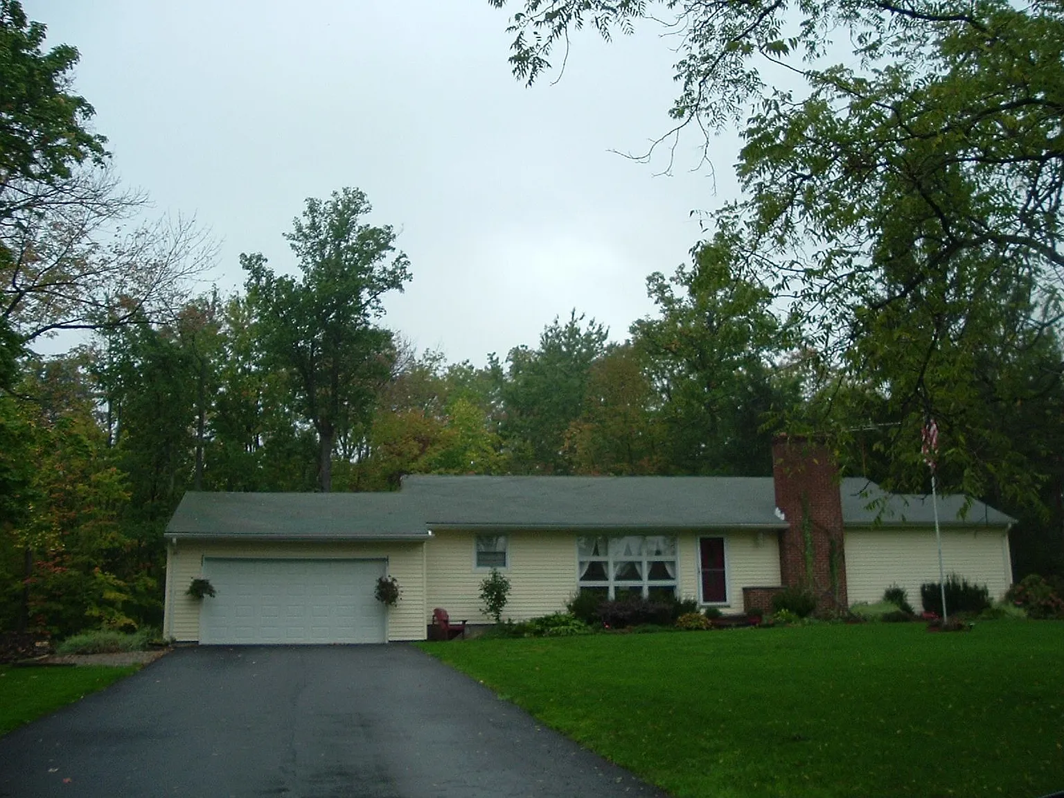 190 Orton Rd photo 1