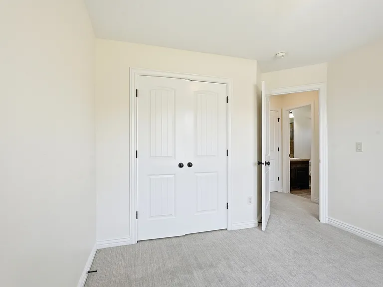 3087 N 1075 W — Photo 24