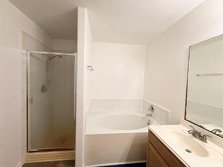 13810 Audra Ln — Photo 13