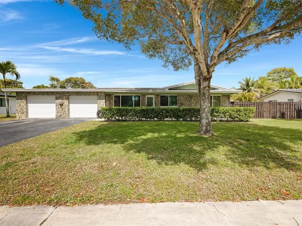 6101 Pine Ter, Plantation, FL 33317