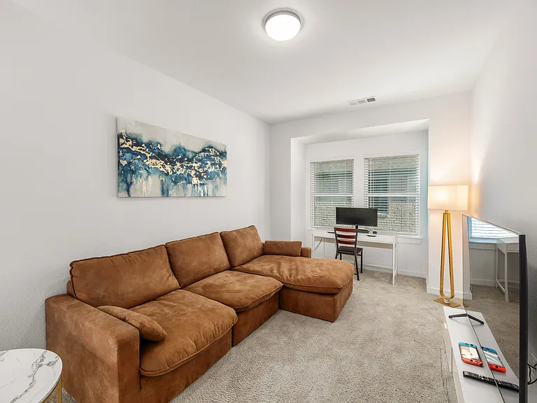 635 Brockwell Bnd — Photo 24