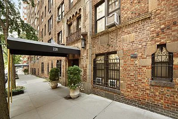 Sold by Corcoran | media 13