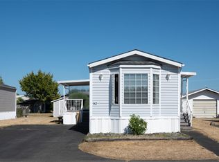 450 Stanford Ave E #32, Parksville, BC V9P 1V8