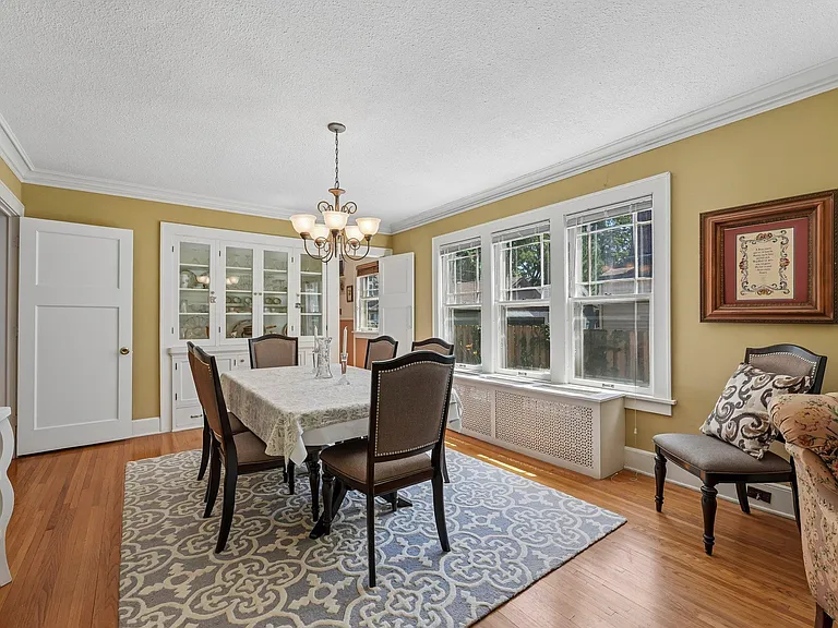 1771 James Ave S #1 — Photo 9