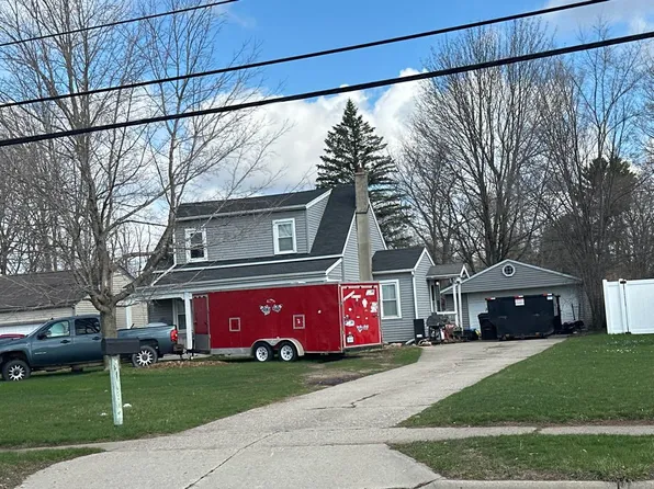 305 W Russell Rd, Tecumseh, MI 49286