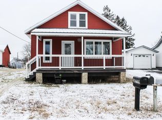 110 Hampton Ave S, Dallas, WI 54733