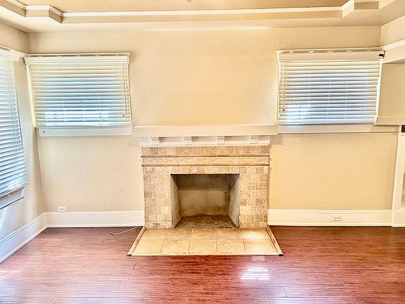5th image of 1257 N Thorne Ave #A