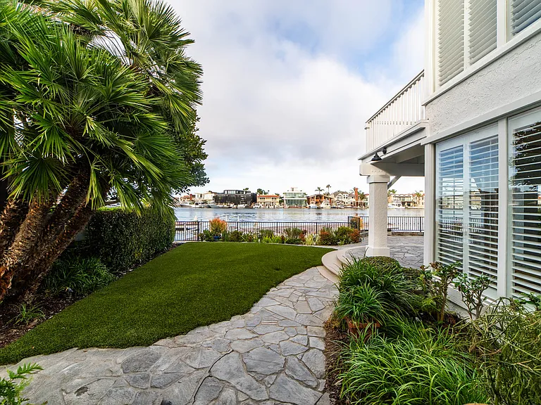 16832 Coral Cay Ln — Photo 57