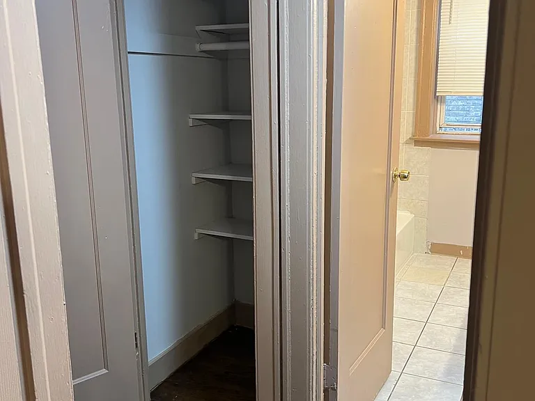 8253 S Maryland Ave #1 — Photo 14