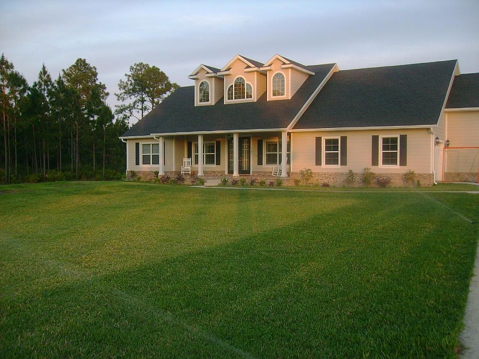 1st image of 2135 Spruce Creek Cir W