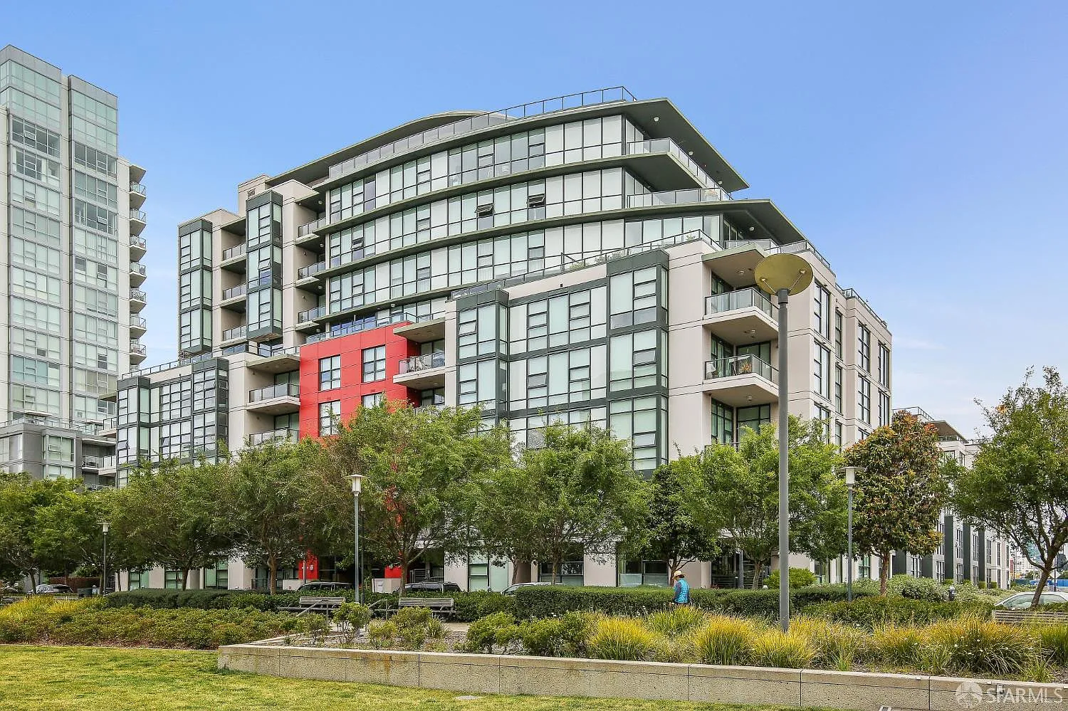 1 bed, 1.0 bath, 922 sqft, $6,290 — Photo 1