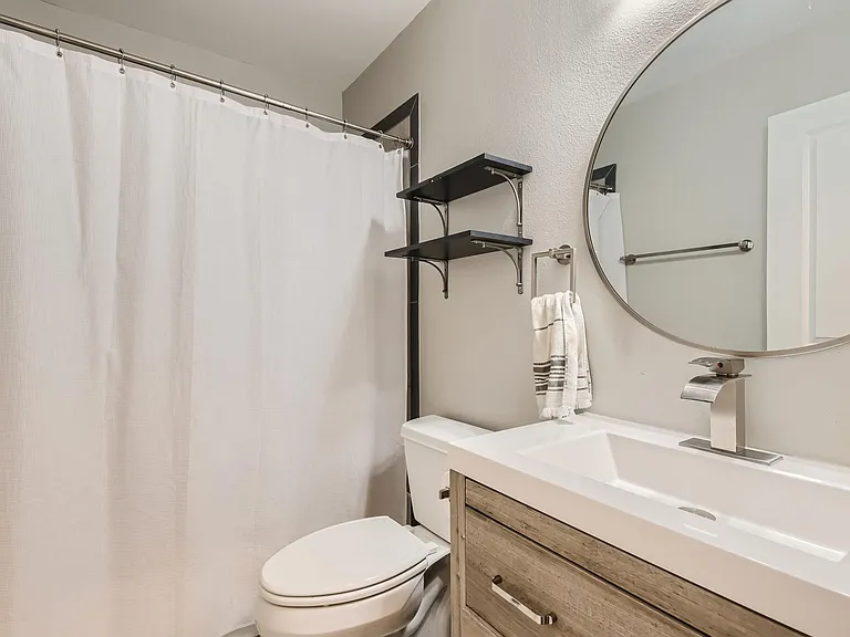 6101 London Dr — Photo 10