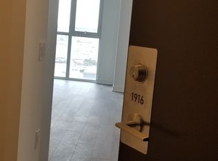 38 Honeycrisp Cres #1916, Vaughan, ON L4K 0M8