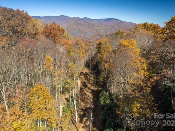 5 Copperhead Cv, Sylva, NC 28779