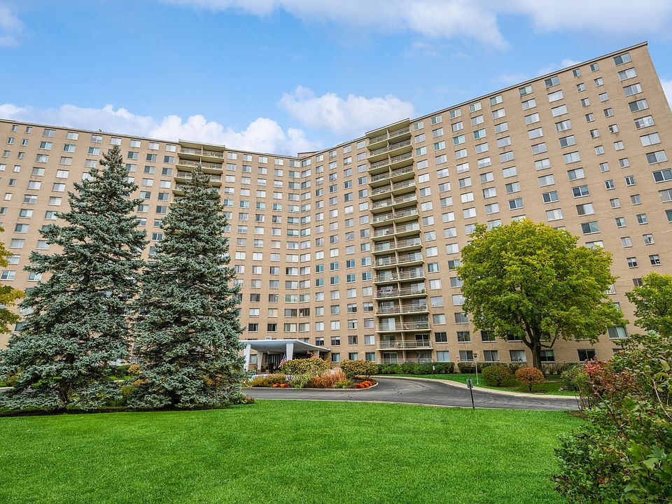 1st image of 7061 N Kedzie Ave Suite 205