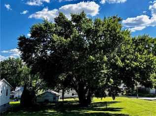 706 Harmon St, Saint Joseph, MO 64504