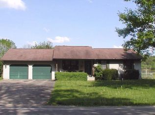 6100 Sugar Grove Rd SE, Sugar Grove, OH 43155