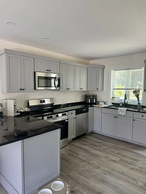 2 bed, 1.5 bath, 900 sqft, $2,400 — Photo 4