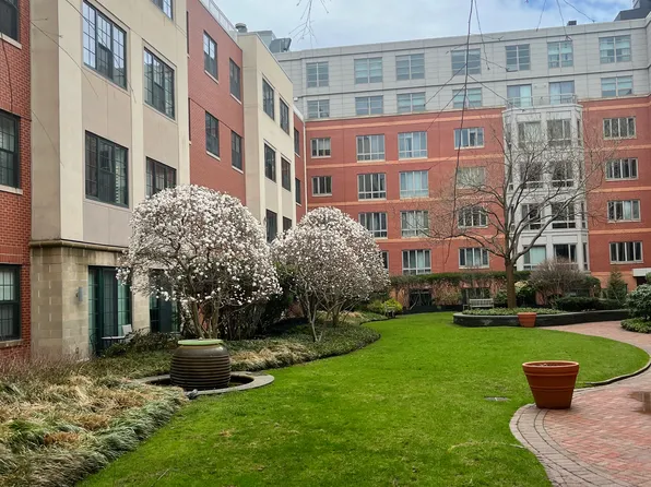 150 Cambridge St Unit 308, Cambridge, MA 02141