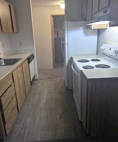 Spring Lake Apartments — Photo 12
