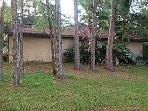 2nd image of 4106 Houston Ln
