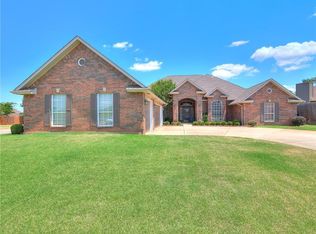 9213 SW 23rd St, Oklahoma City, OK 73128