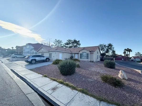 6428 Crystal Dew Dr, Las Vegas, NV 89118