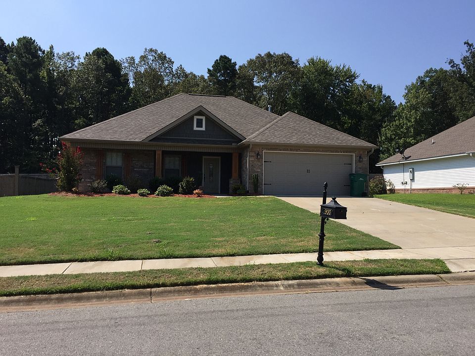 1st image of 900 Huck Finn Blvd
