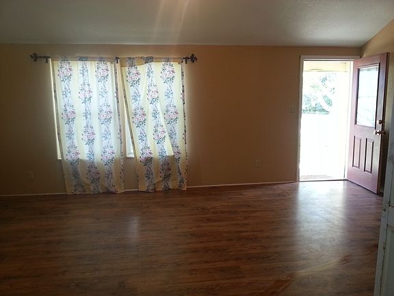 5th image of 13702 N Fm 81