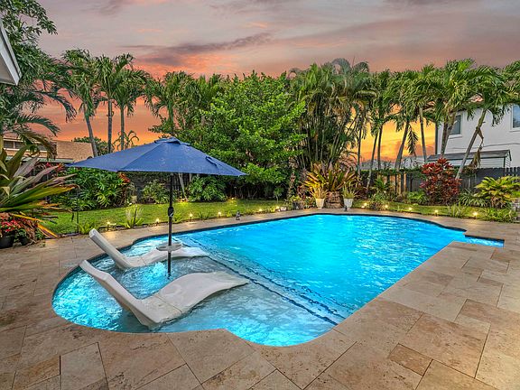 3rd image of 6427 Travis Road