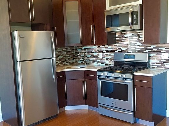 2nd image of 2532 30th Dr APT 9A