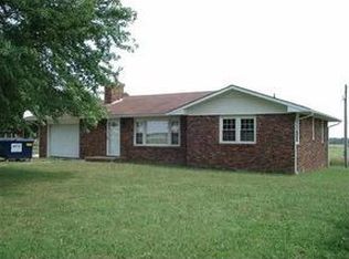 23724 Falcon Rd, Lebanon, MO 65536