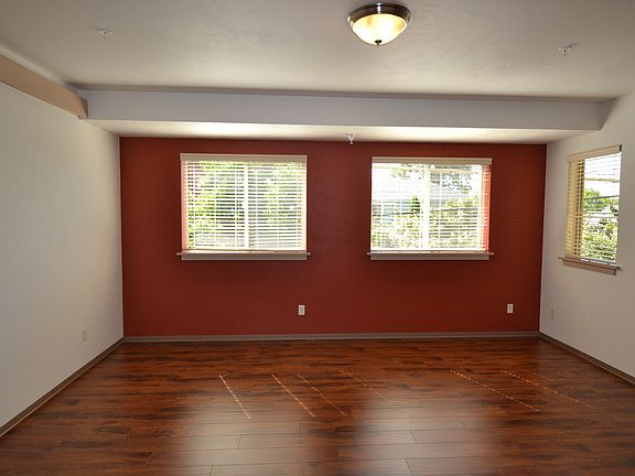 4th image of 363 E 17th Ave Unit 3
