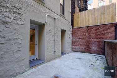 Rented by Bond New York