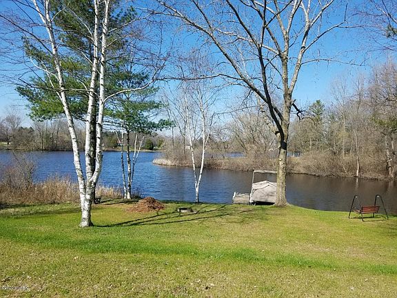 4th image of 3773 E Shore Dr