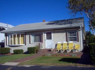 17 Nashua St, Seabrook, NH 03874