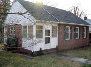 25 Enka Orchard St, Candler, NC 28715