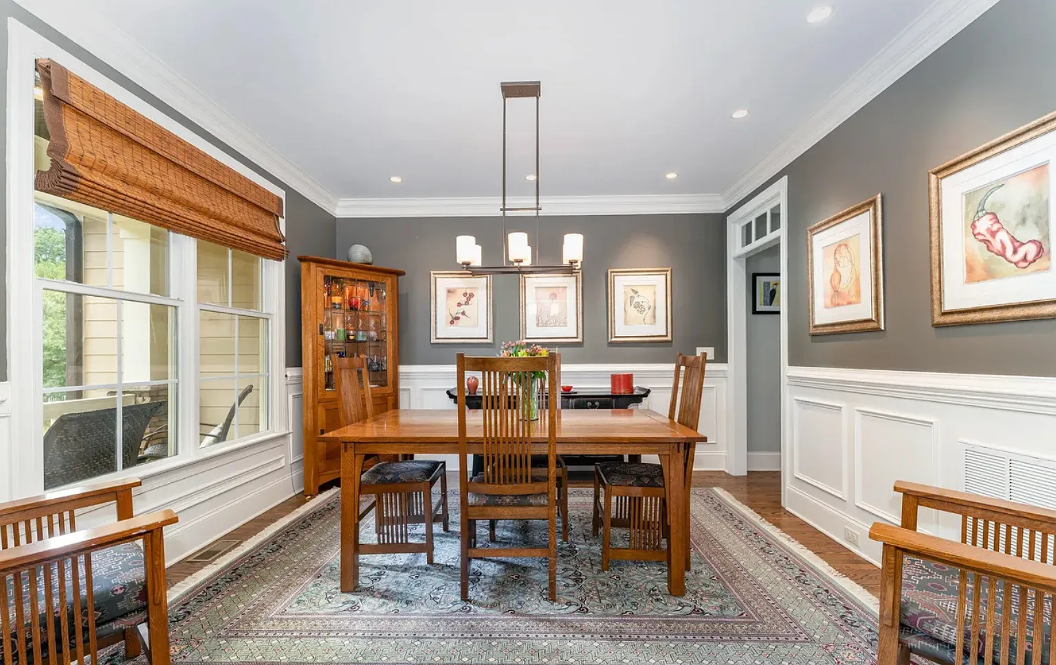 5 bed, 3948 sqft, $4,300 — Photo 4