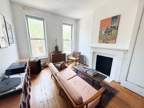 164 India Street image 29 of 31